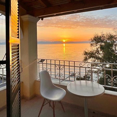 Ionian Mare Aparthotel Agios Ioannis Peristerion Exterior foto