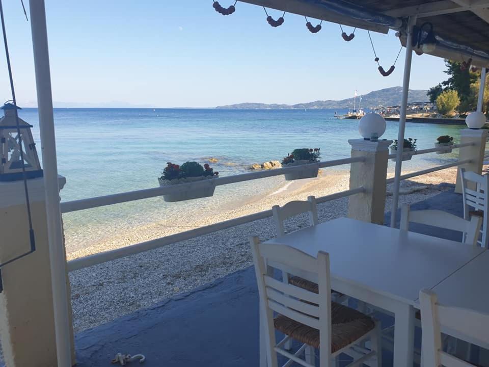 Ionian Mare Aparthotel Agios Ioannis Peristerion Exterior foto