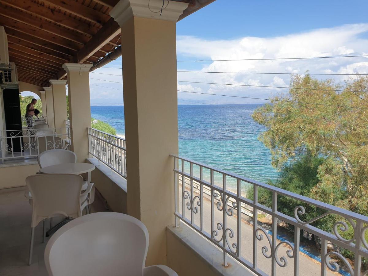 Ionian Mare Aparthotel Agios Ioannis Peristerion Exterior foto