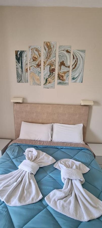 Ionian Mare Aparthotel Agios Ioannis Peristerion Exterior foto