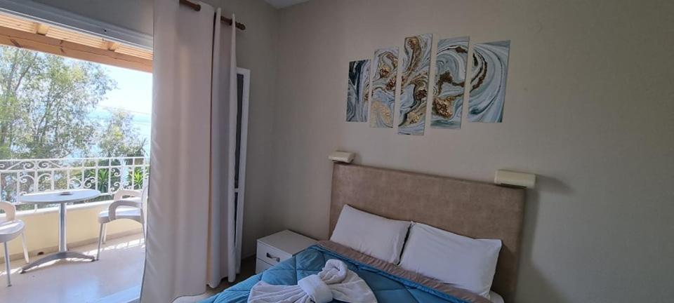Ionian Mare Aparthotel Agios Ioannis Peristerion Exterior foto