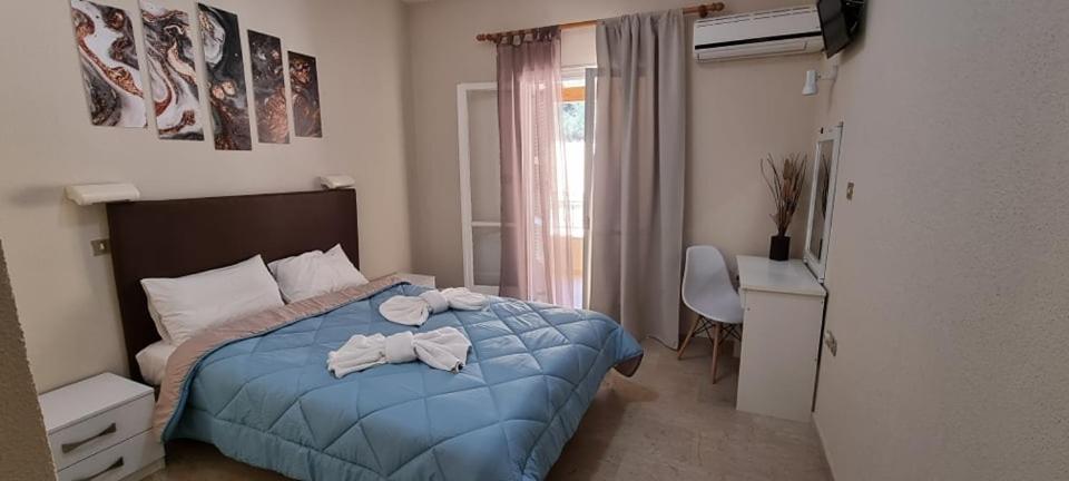 Ionian Mare Aparthotel Agios Ioannis Peristerion Exterior foto