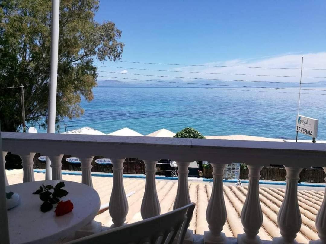 Ionian Mare Aparthotel Agios Ioannis Peristerion Exterior foto