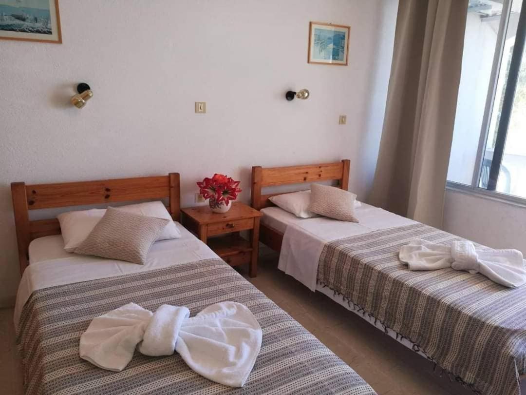 Ionian Mare Aparthotel Agios Ioannis Peristerion Exterior foto