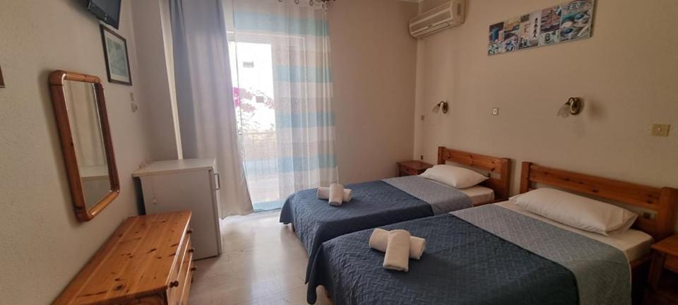 Ionian Mare Aparthotel Agios Ioannis Peristerion Exterior foto